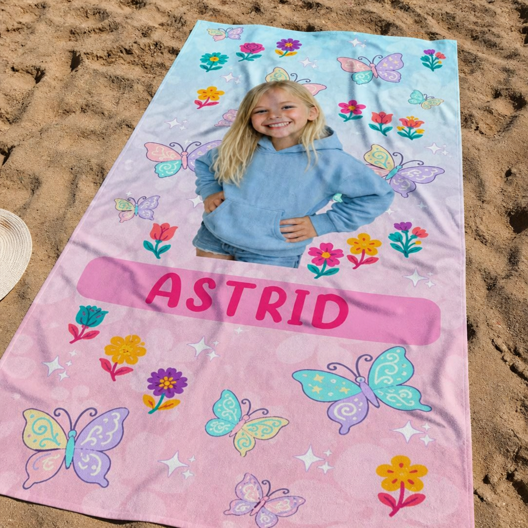 Personalisiertes Handtuch für Kinder – Foto, Name & Schmetterlinge