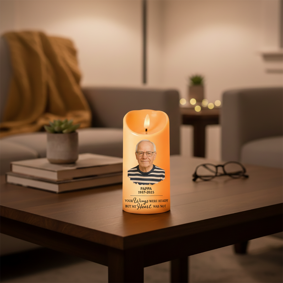 Personalisierte flammenlose LED-Kerze – In liebevollem Gedenken