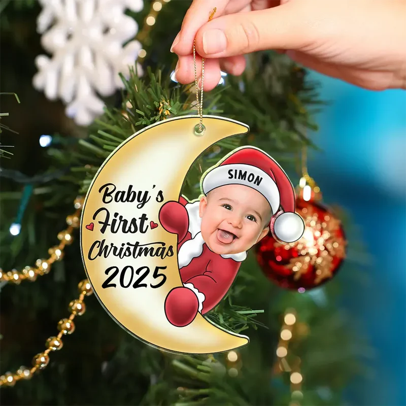 Personalisierte Weihnachtsdeko – Weihnachtsmann-Baby auf dem Mond