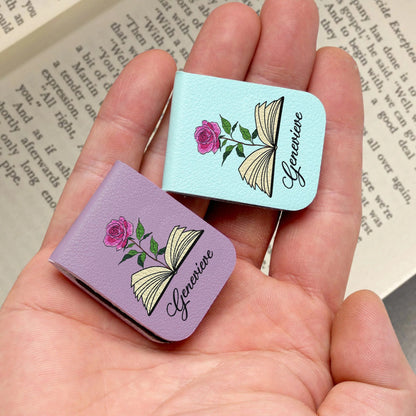Personalisiertes magnetisches Lesezeichen aus Leder – Name & Geburtsblume